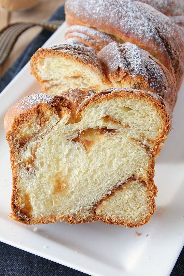 Brioche tressée au sucre