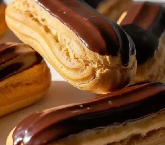 dessert francais - Éclair chocolat