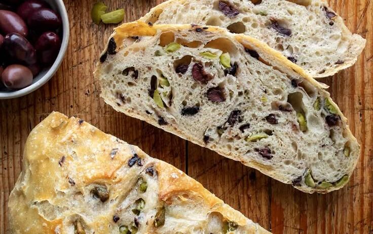 Pain aux olives
